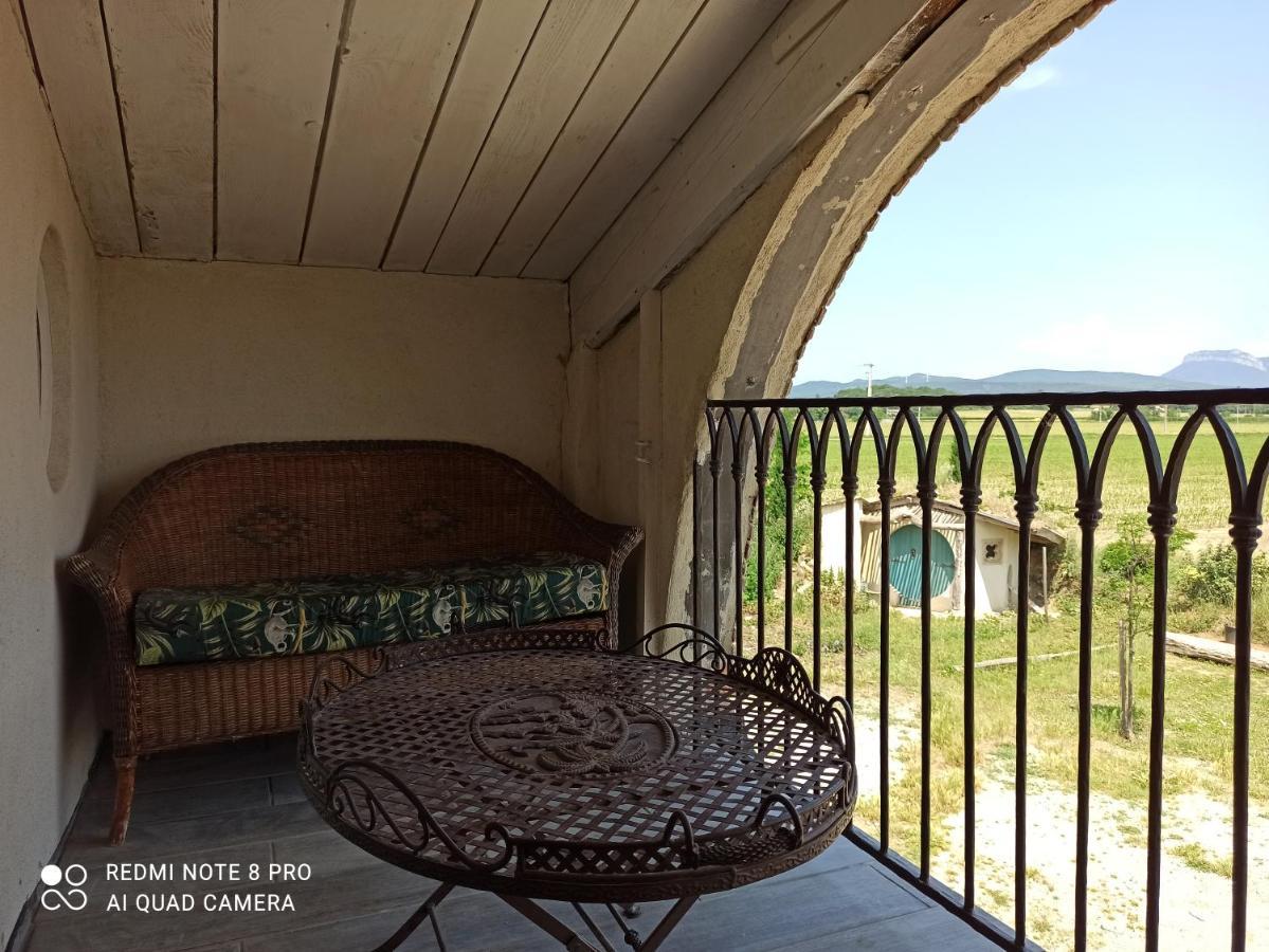 Bed and Breakfast La Boheme Charols Esterno foto