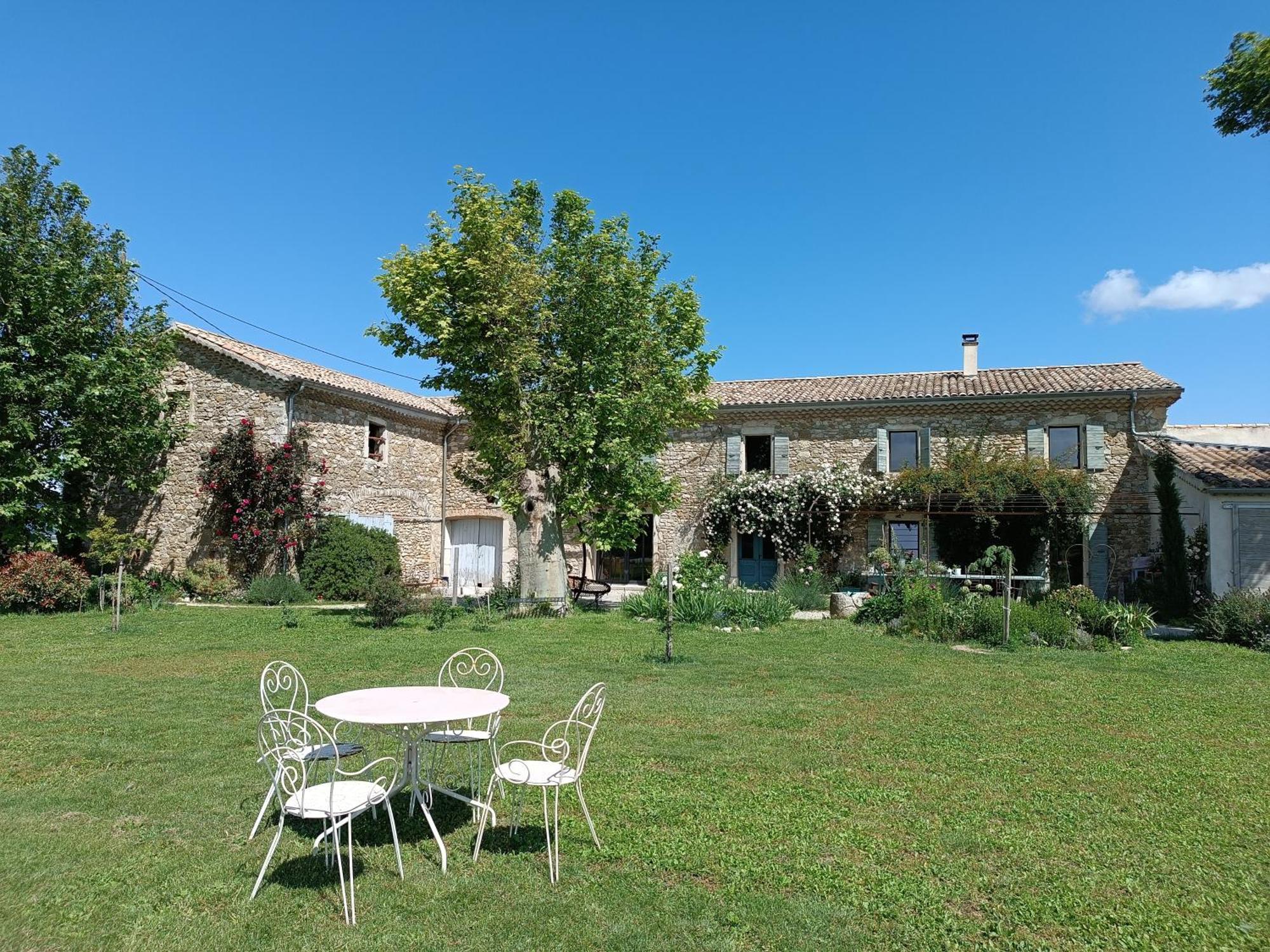 Bed and Breakfast La Boheme Charols Esterno foto